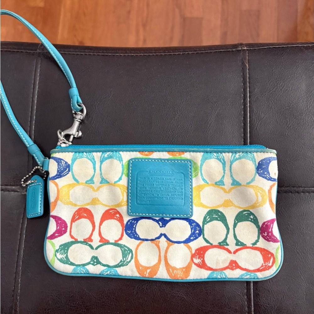 Coach vintage wristlet
